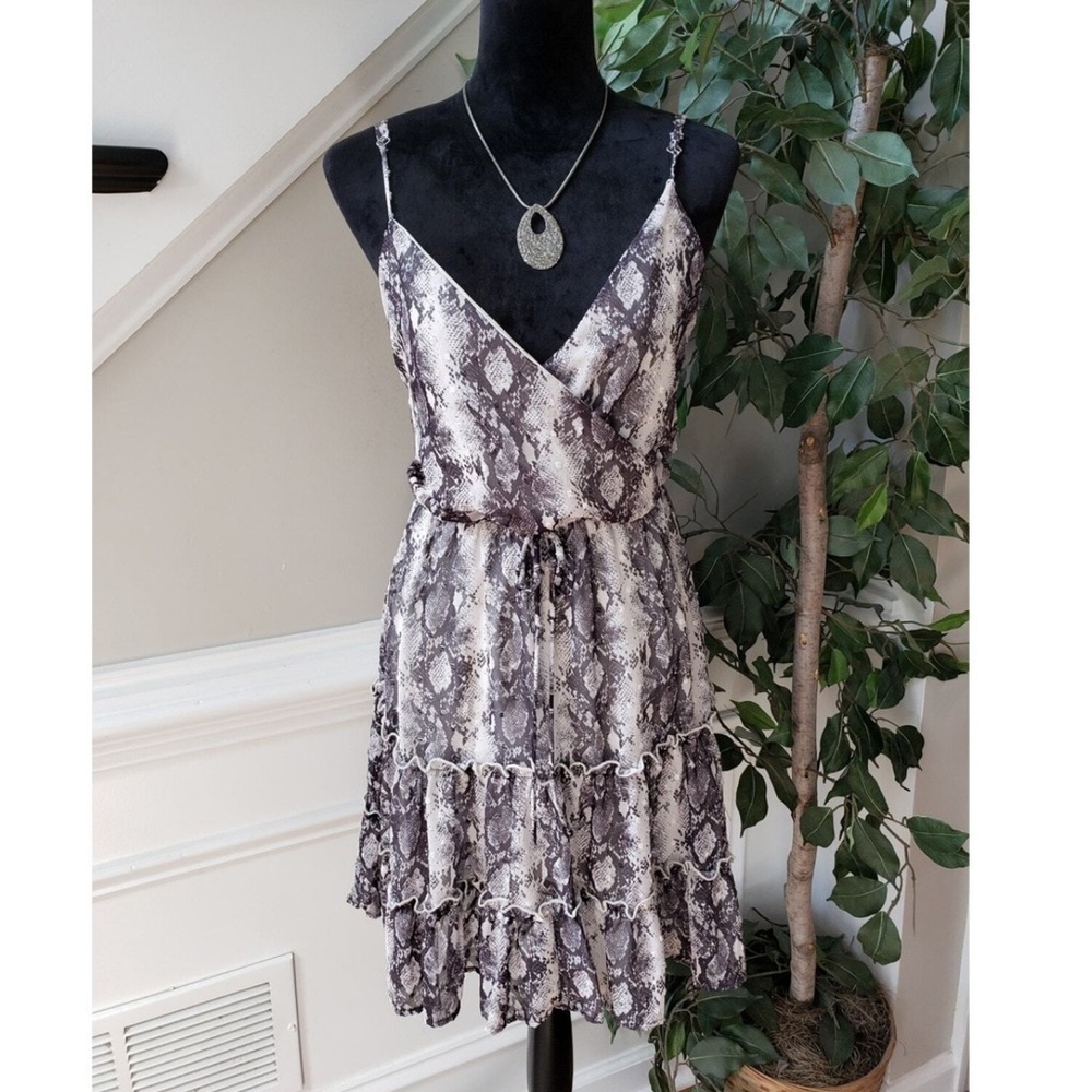 Altar'd State Elegant White Dress. NWT. New with tags!!